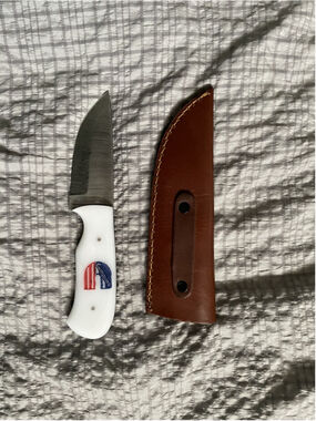 Cummins Fixed Blade 4" Knife White Handle, Includes Leather Case
